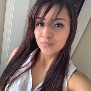 Meet your Posher, Roxana